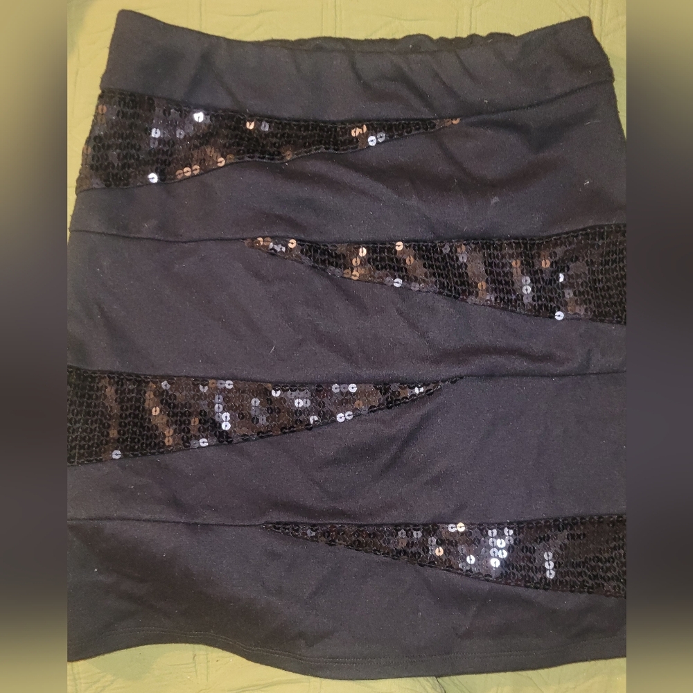 Girl's Amy Byer sequined skirt